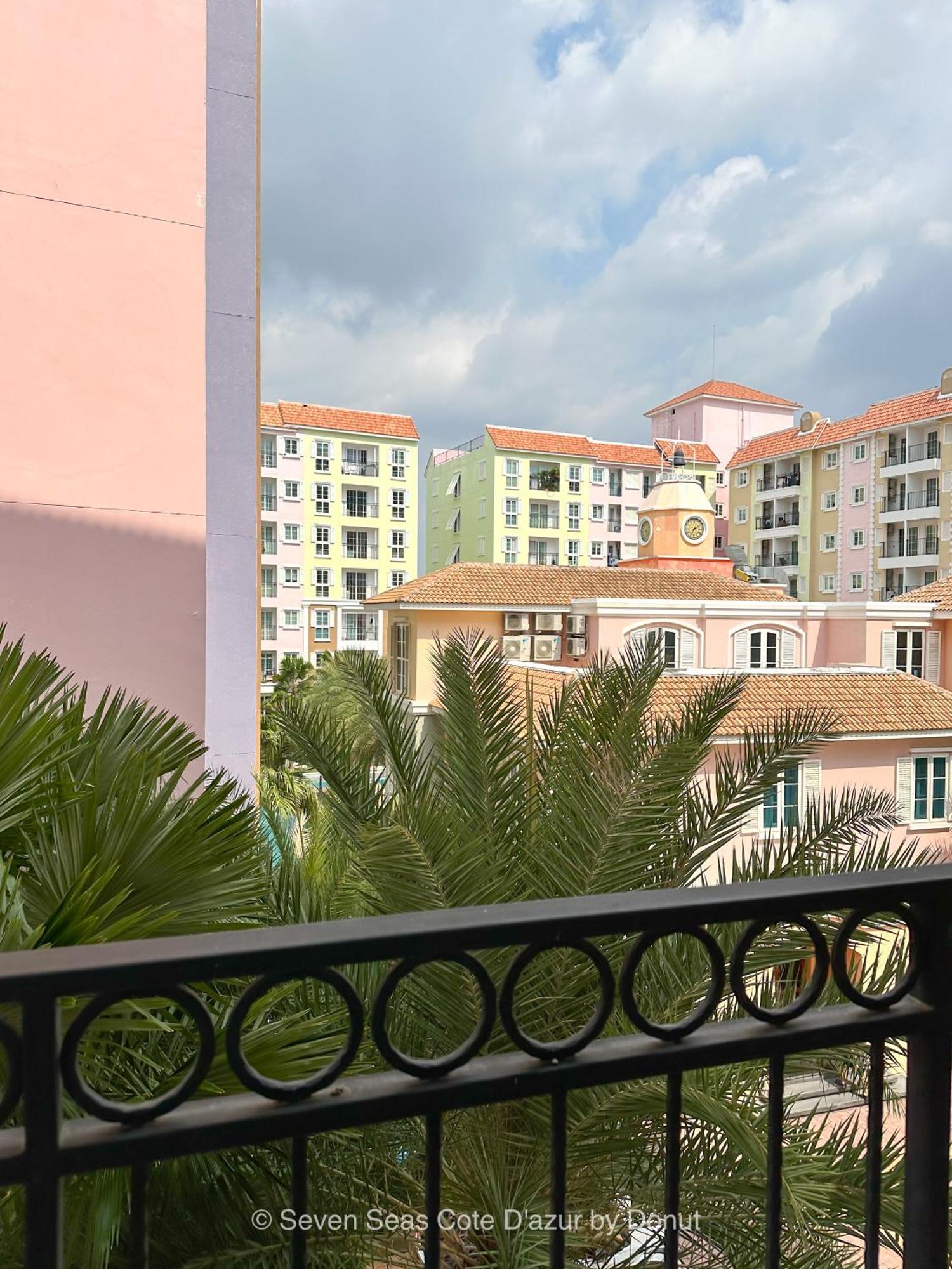 Seven Seas Cote D'Azur Jomtien Pattaya Amazing Pool Apartment Na Chom Thian Exterior photo